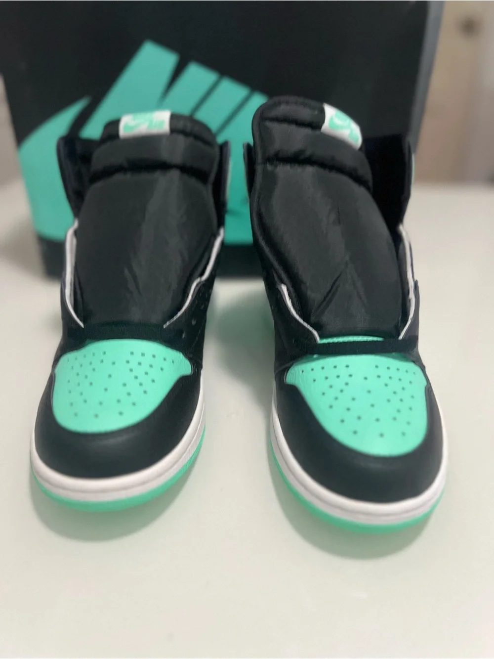 Nike Air Jordan 1 RETRO HIGH OG Green/Black/White SZ 11